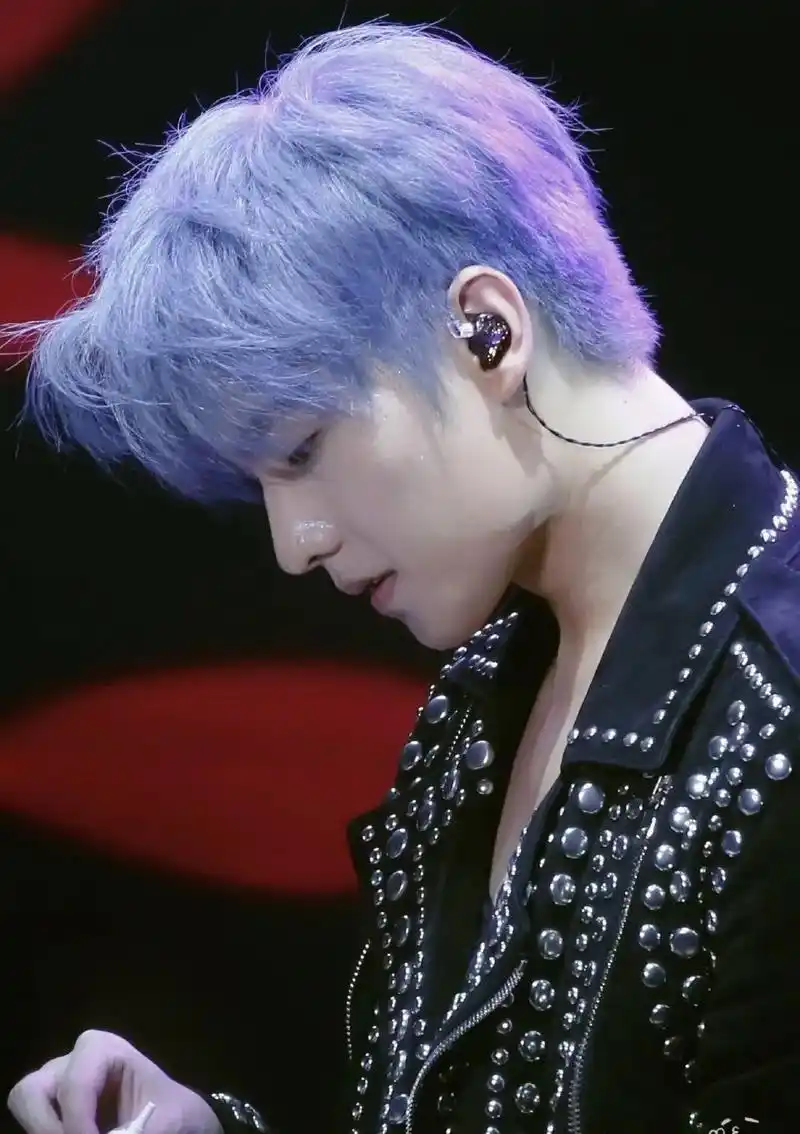 爱豆羊#杨洋 #生日会 #壁纸  - 抖音