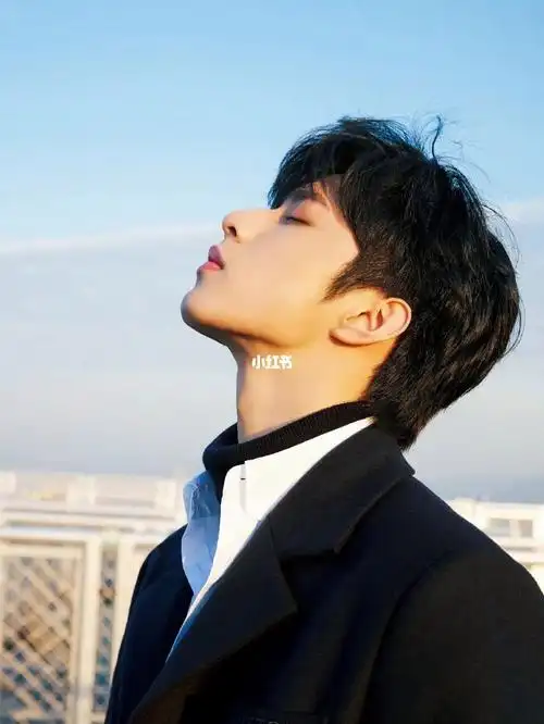 幺儿侧脸太绝了#侧脸  #绘画 #刘耀文  #tnt时代少年团  #tnt