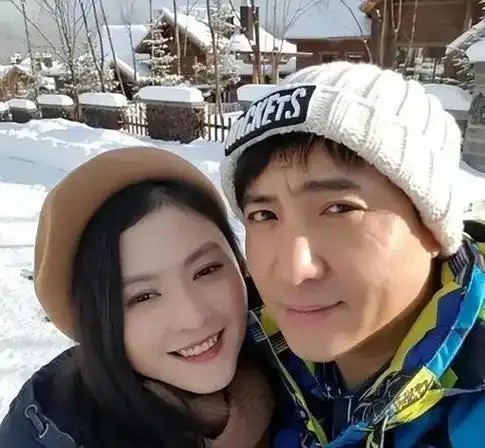 马丽嫁比自己小11岁男友38岁高龄为其生下孩子终成人生赢家