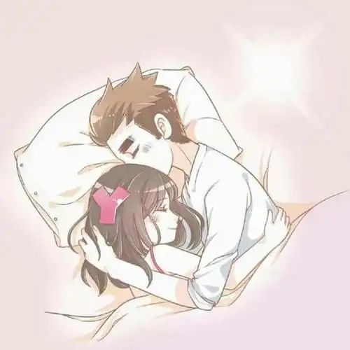 抱你入眠_卡通情侣头像图片_扣扣居