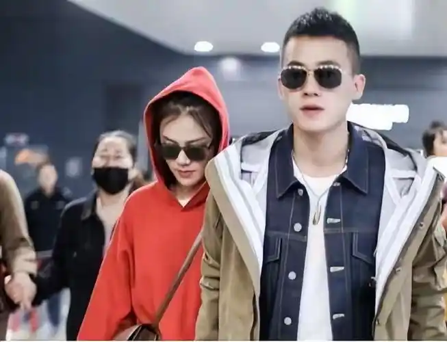 有种"整容"叫马思纯分手,前男友欧豪变化不大 她却像变了个人