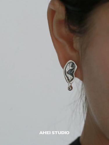 单只出售 小众设计耳朵形状耳环s925纯银复古做旧耳饰男士