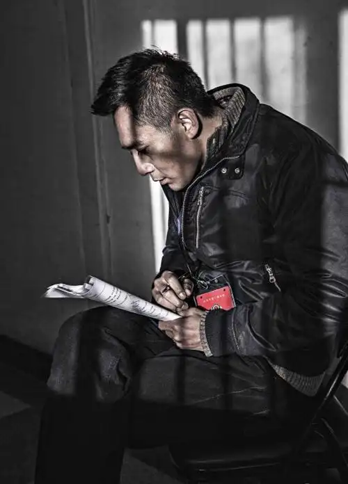 天天向尚霍建华告诉你睫毛长到可以放三根牙签是什么感受