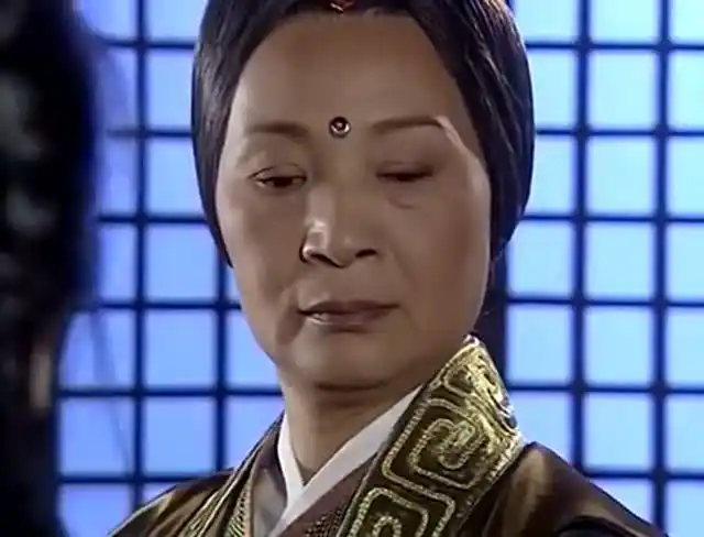 倚天屠龙记灭绝师太被阿离伤到有辱名气