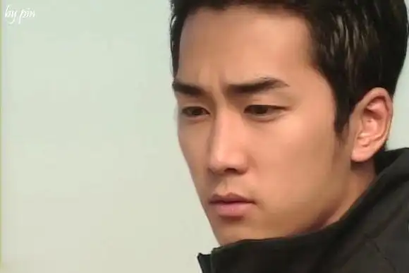 韩国男明星入伍前后照对比,退伍后帅惨