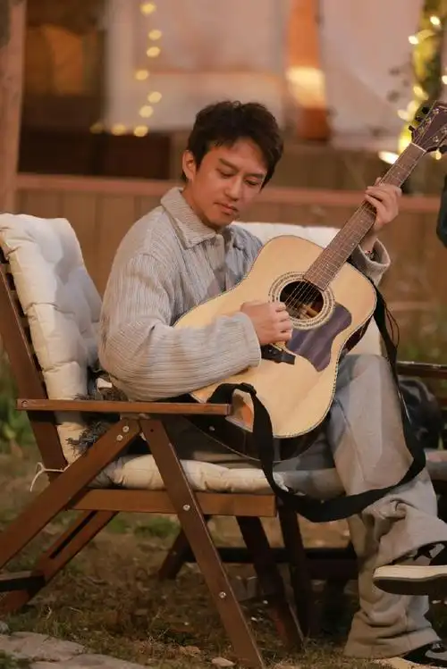 邓超六边形战士#@邓超全能得有些吓人了,最近看到他连续有两部电影