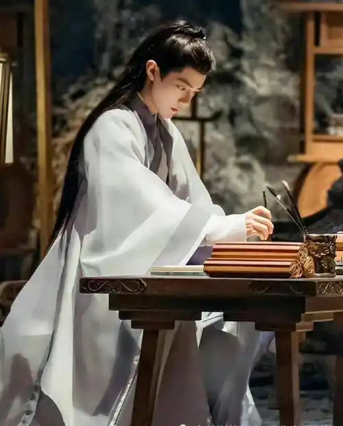 肖战玉骨遥预约人数破300万预告根本不够看爆剧预定