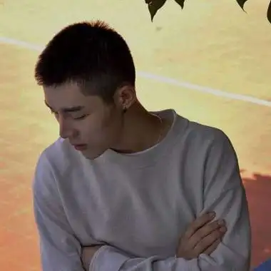 很好看的超酷高冷范很帅气的男头 真人男生头像真人又很高冷_男生头像