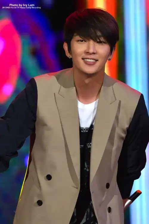 李准基[超话]#[心]#李准基笑容好甜#[给你. 来自瞄准lee - 微博