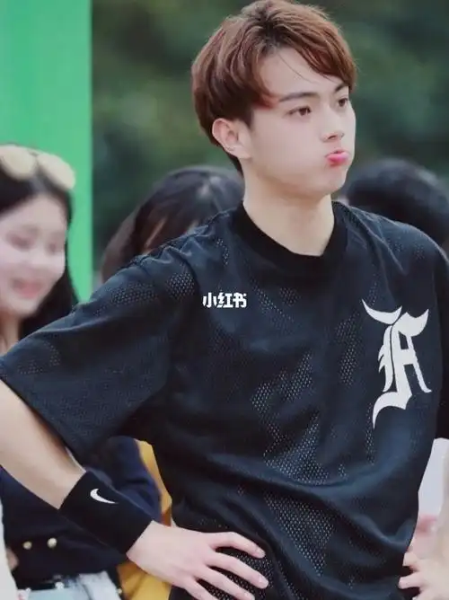 许凯小嘟嘴_许凯_娱乐_明星娱乐资讯