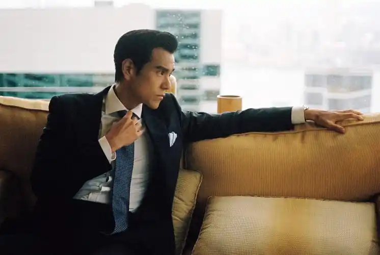 霸道总裁彭于晏,是一准的帅