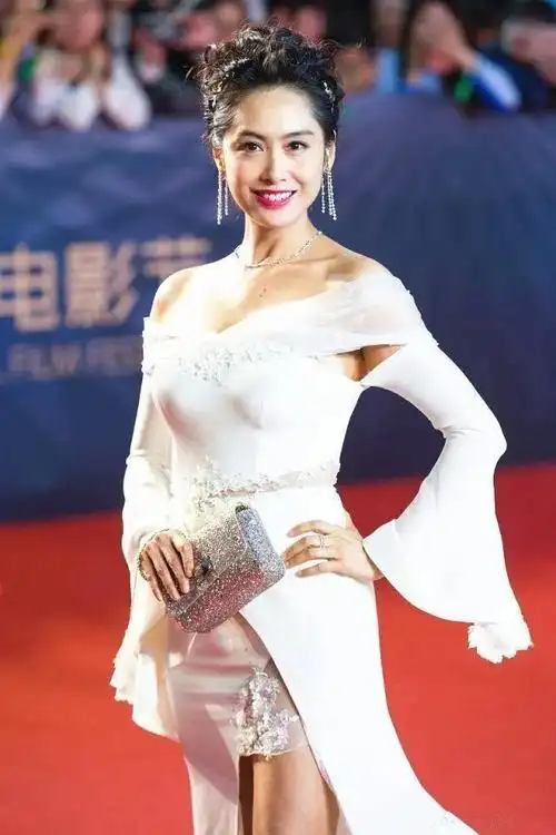 您当前的位置:>首页>新闻中心>新闻详情朱茵,演员,歌手,1991年,参演