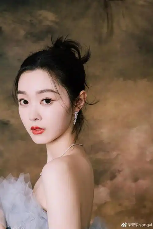 殷桃同款美人尖,要怎么打理刘海!