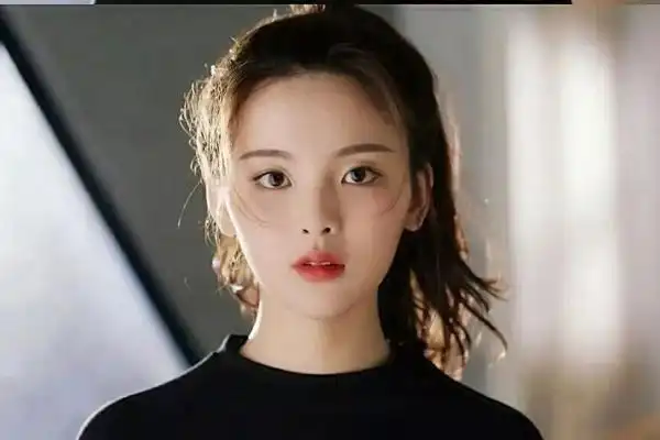 2021女明星人气排行榜:迪丽热巴位居榜首,张小斐上榜(3)