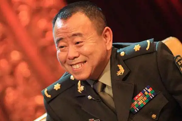 10位拥有军衔的明星,潘长江身高1.5米,杜旭东出演反派深入人心