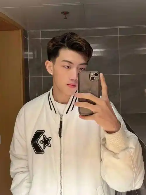 三分钟快速出门37侧分发型