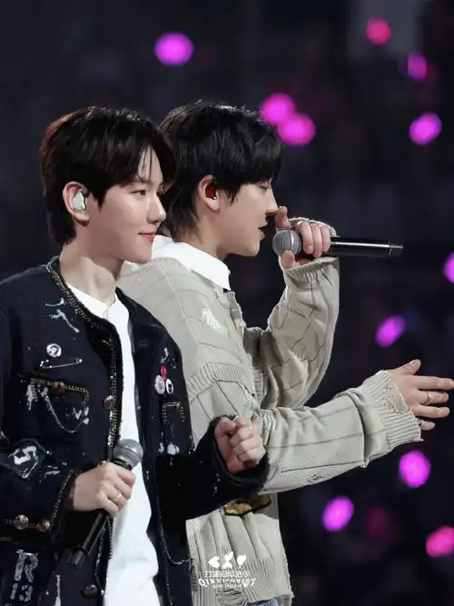 金俊勉##张艺兴##边伯贤##金钟大##朴灿烈##都暻秀##金钟仁##吴世勋