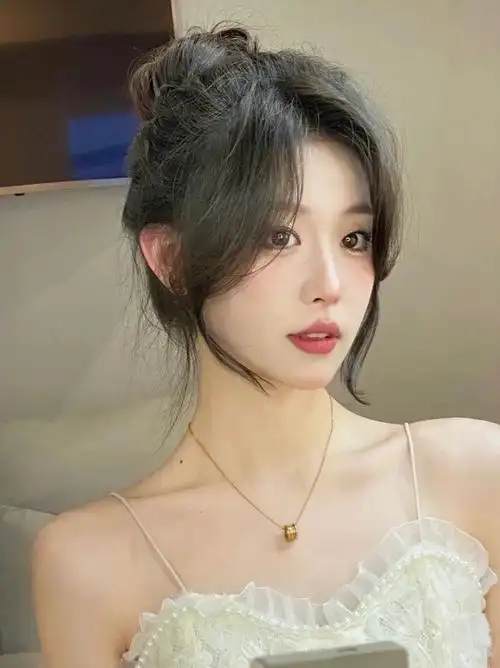 长春苏哲发型设计#长春苏哲发型设计  #八字刘海  #女生发型参考