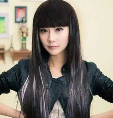 漂一撮头发效果图 挑染一撮紫色头发图片