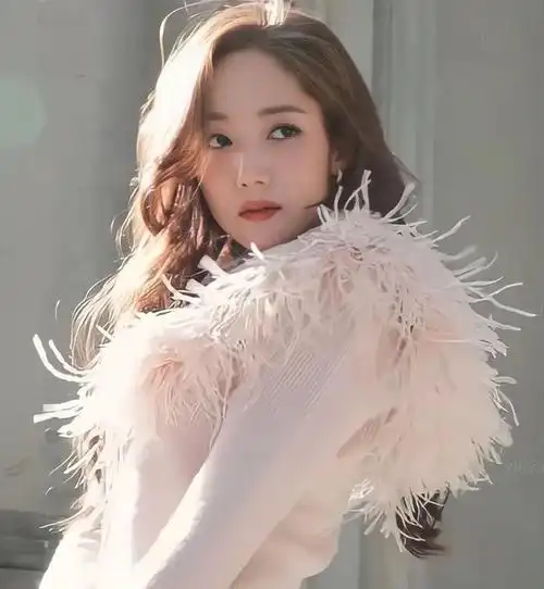 朴敏英高清美丽大图|模特_网易订阅