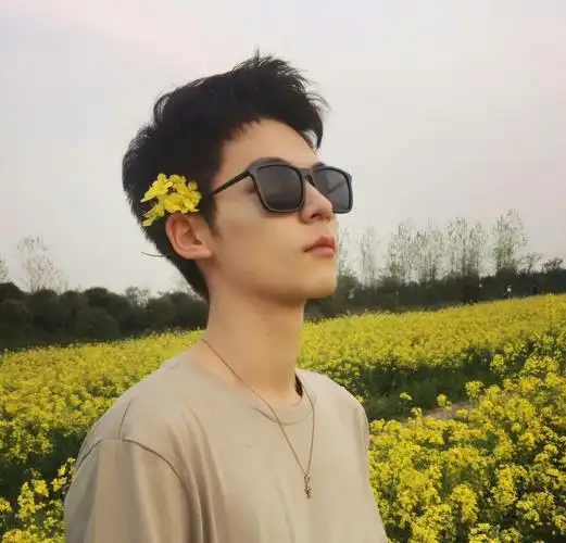 才知道天真的好 微博@男生头像图文集