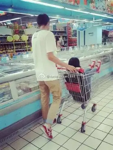 身高160170女生发话155的妹纸请不要抢我们的180男票