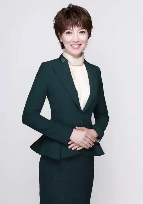 辽宁台主持人朱霞涉嫌违规直播发布不当言论停职处罚疑似曝光