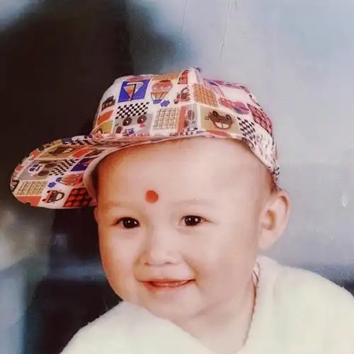 小脸好想rua!期待直播#百大明星童心直播夜阵容#@the9-刘雨昕