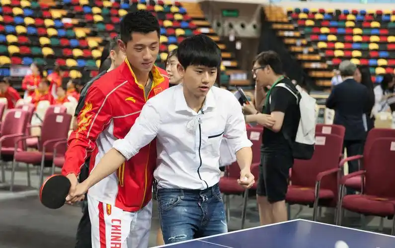 张继科谢娜(张继科谢娜快乐大本营视频)