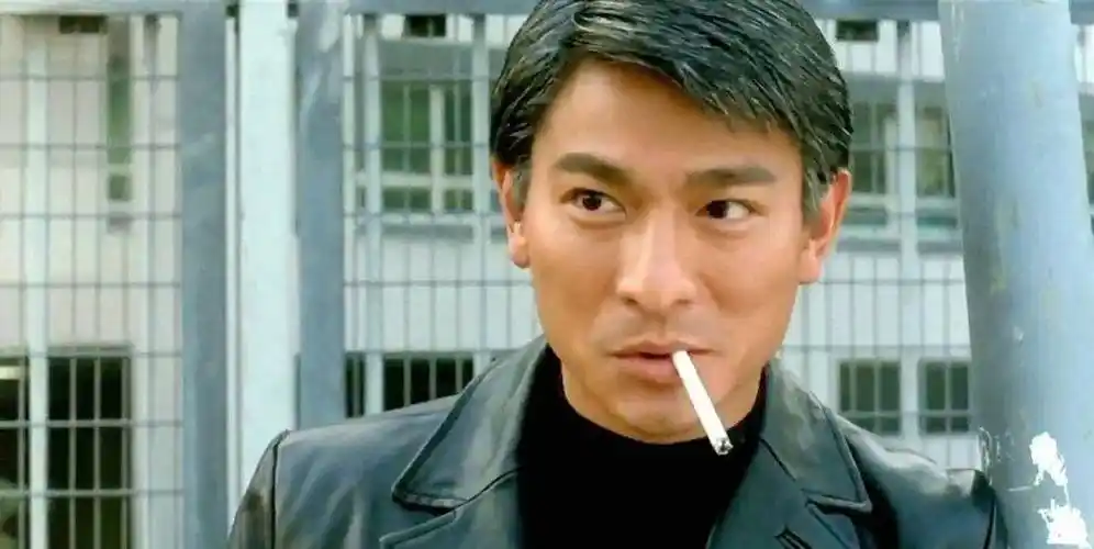 1998年天若有情之烽火佳人》刘德华再次和吴倩莲合作,饰演一对抗战时