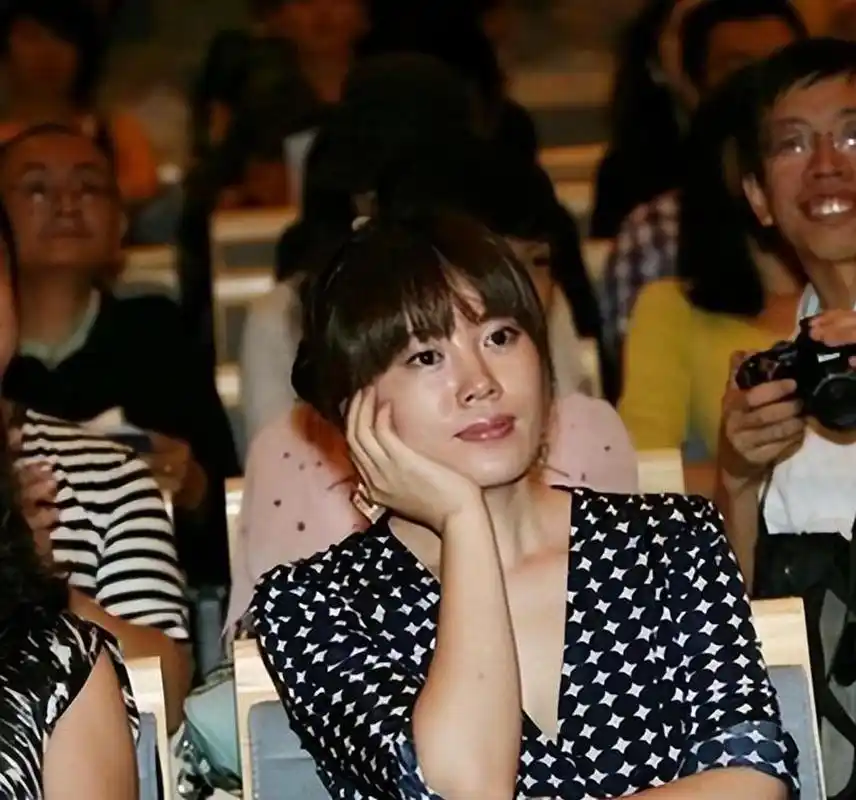 段奕宏王瑾用时间证明真爱,无视外界非议.