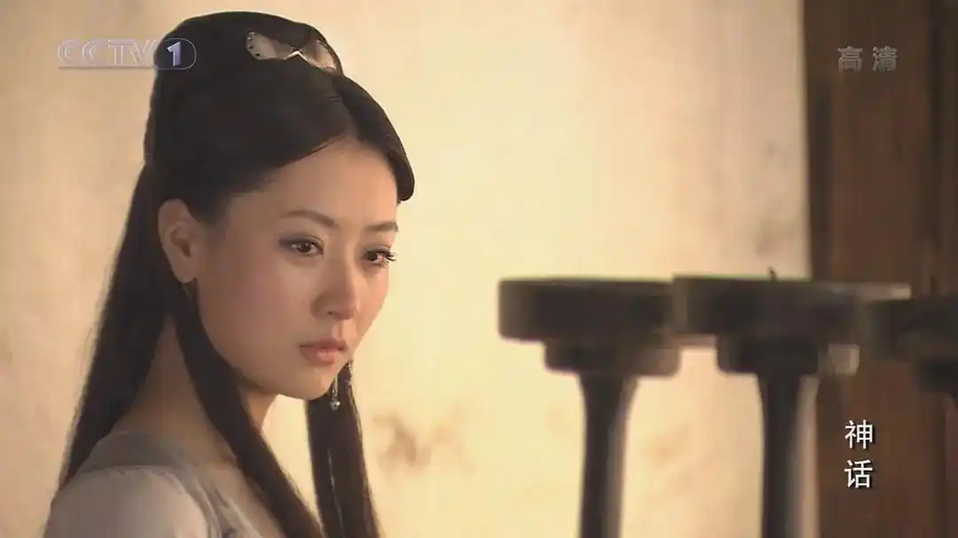 看完白冰早期私照,才发觉《神话》里玉漱的造型有多糟糕