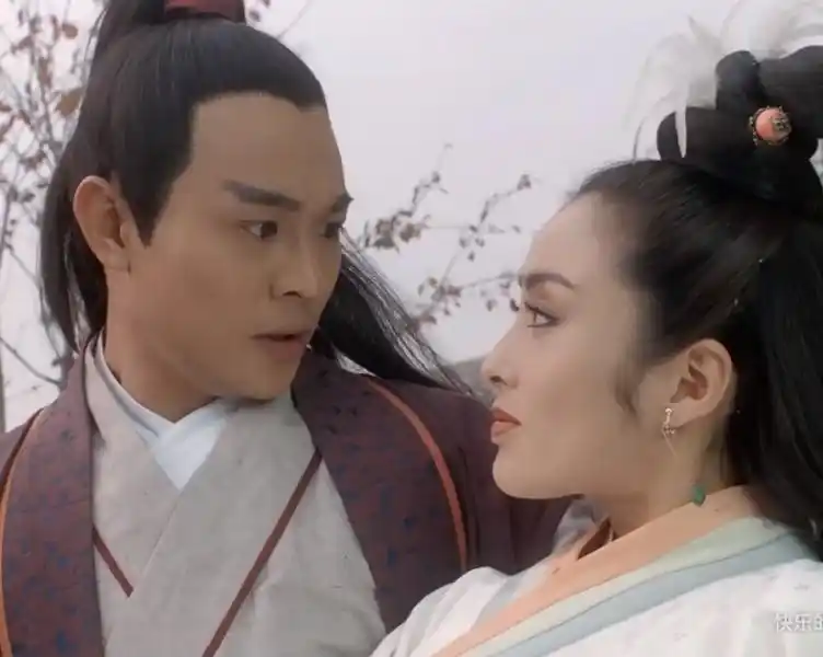 倚天屠龙记:人到中年,才懂周芷若不让张无忌赵敏拜堂成亲的真相