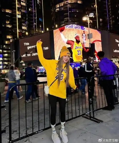 不知道有没有要到签名?i宋雨琦