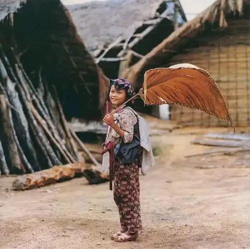 秋山亮二|80年代的中国儿童