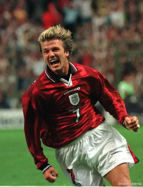 世界杯巨星系列之英格兰实力与颜值的代表大卫贝克汉姆