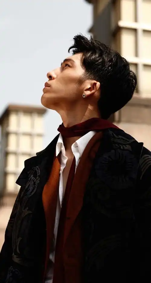 井柏然_帅哥壁纸图片_爱扣扣网