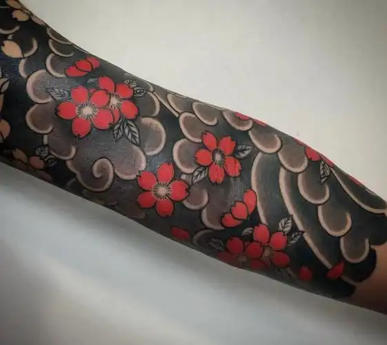 樱花臂老传统纹身菏泽纹身