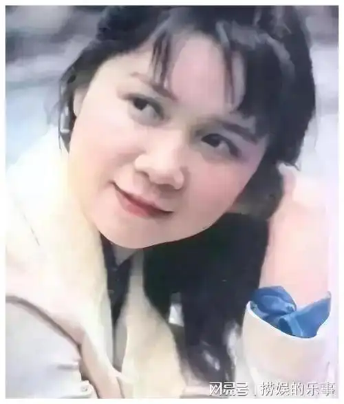 从"小品女王"到被喊"人人唾弃",蔡明怎么会落得今天这个下场