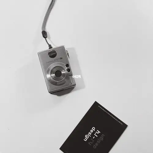 复古ccd相机佳能ixusv2易烊千玺款_相机_复古_佳能怎么样_易烊千玺