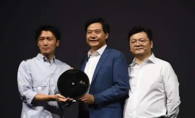 频繁与马云同框的谢霆锋,低调投身商业帝国,公司一年产值60亿