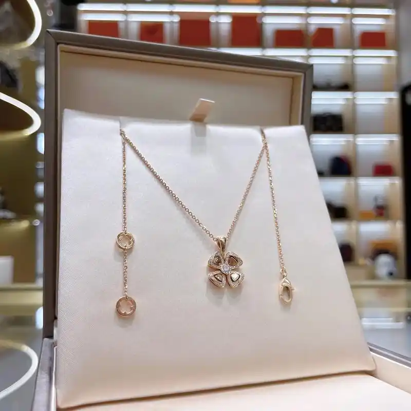 宝格丽咏绽大号玫瑰金项链