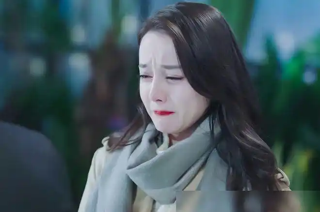 有一种演技叫迪丽热巴哭了看到她委屈的模样这谁扛得住