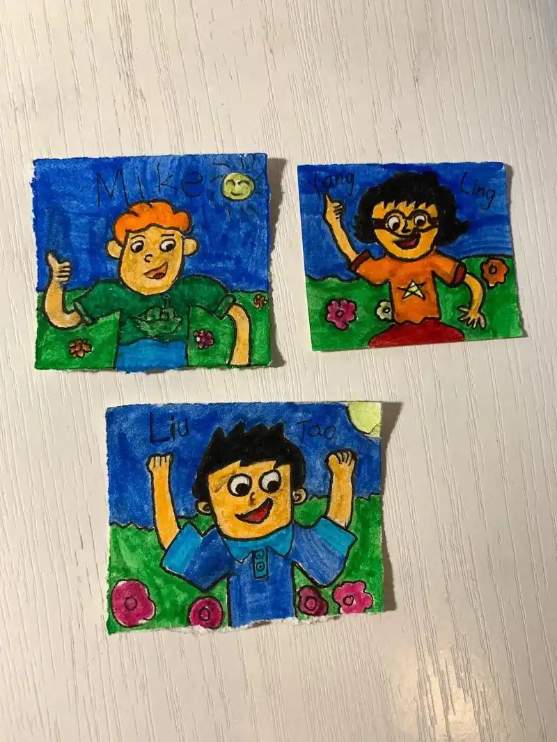 三年级小学生手绘复刻英语课本人物