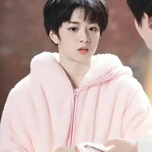 刘耀文 人类幼崽 头像