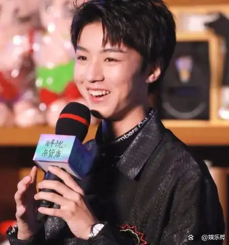 易烊千玺,王俊凯,王源.>>王俊凯,易烊千玺,王源.474_508