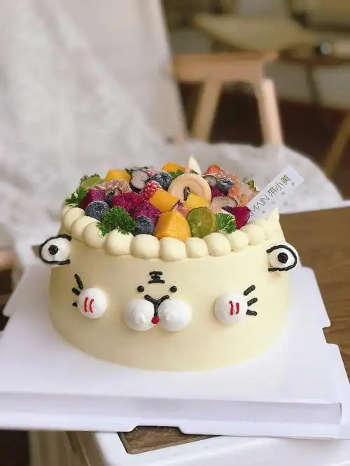 老虎蛋糕水果卡通蛋糕