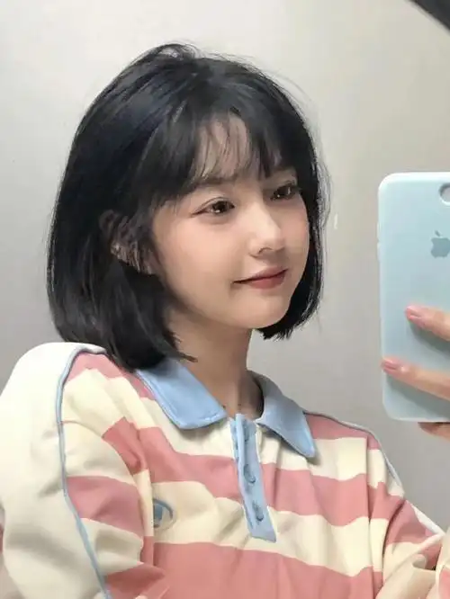 40 女性剪哪种发型好看?2024年流行这几款,减龄有气质