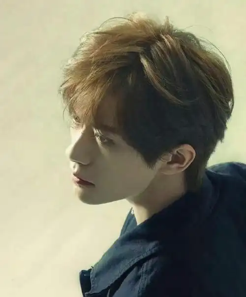 易烊千玺凭借《奇迹笨小孩》被导协提名!提名即肯定,票房是实绩