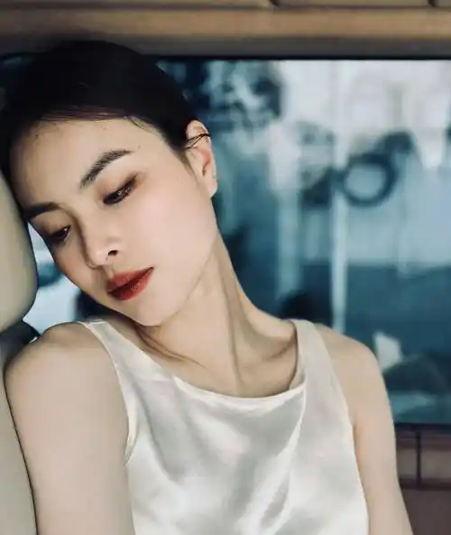 跳水第一人吴敏霞:没嫁入豪门,白手起家,38岁爱情依旧甜蜜_生活_张效